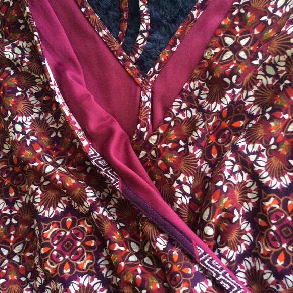 Pink Flowy Boho Wrap Romper with Bell Sleeves - Picture 5 of 8